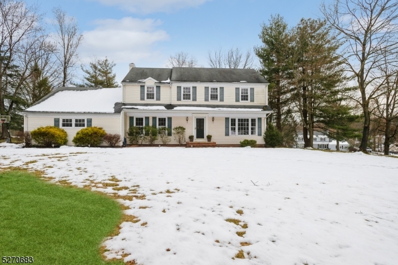 Property Photo:  6 Starling Dr  NJ 08876 