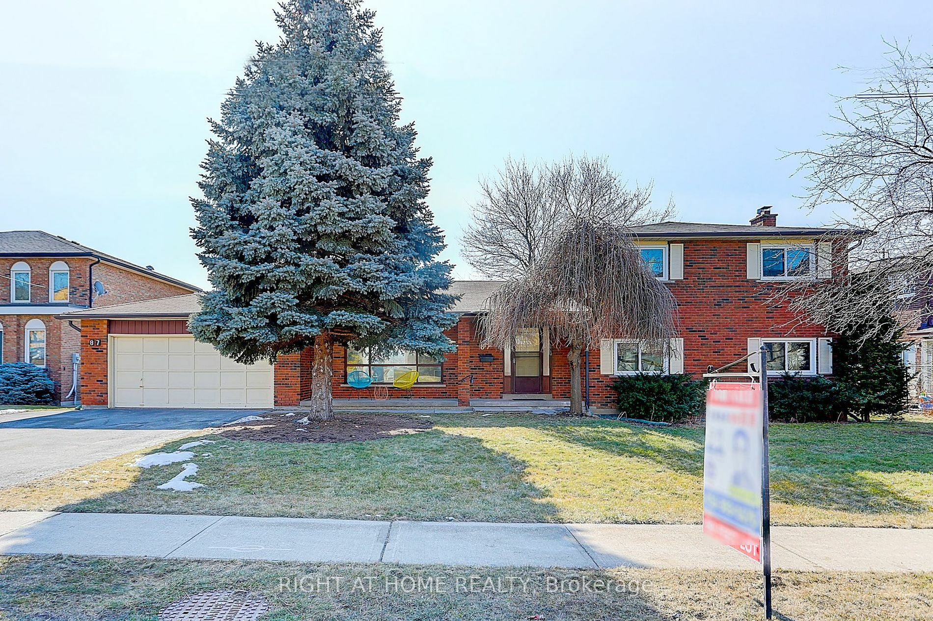 Property Photo:  87 Stockdale Cres  ON L4C 3T1 