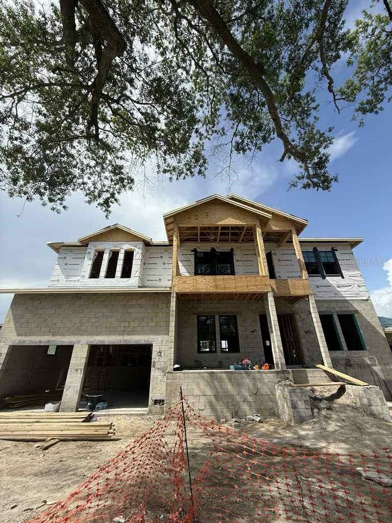 Property Photo: 567 Luzon Avenue FL 33606