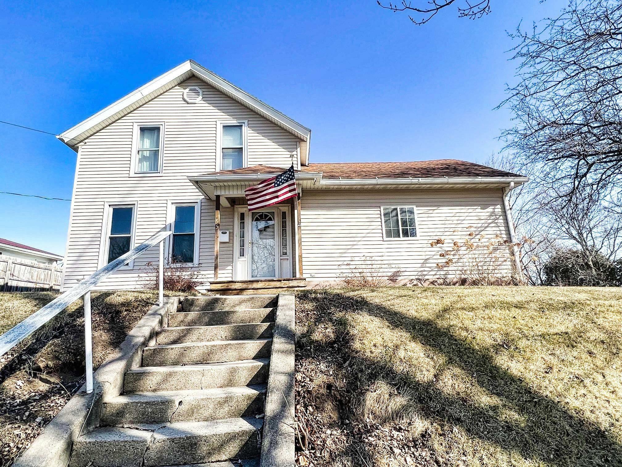 Property Photo:  255 S Walnut Street  IA 52175 