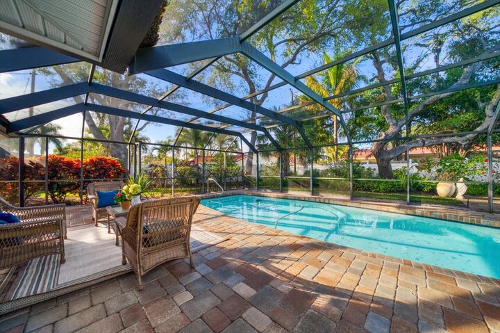 Property Photo:  802 Osceola Road  FL 33756 