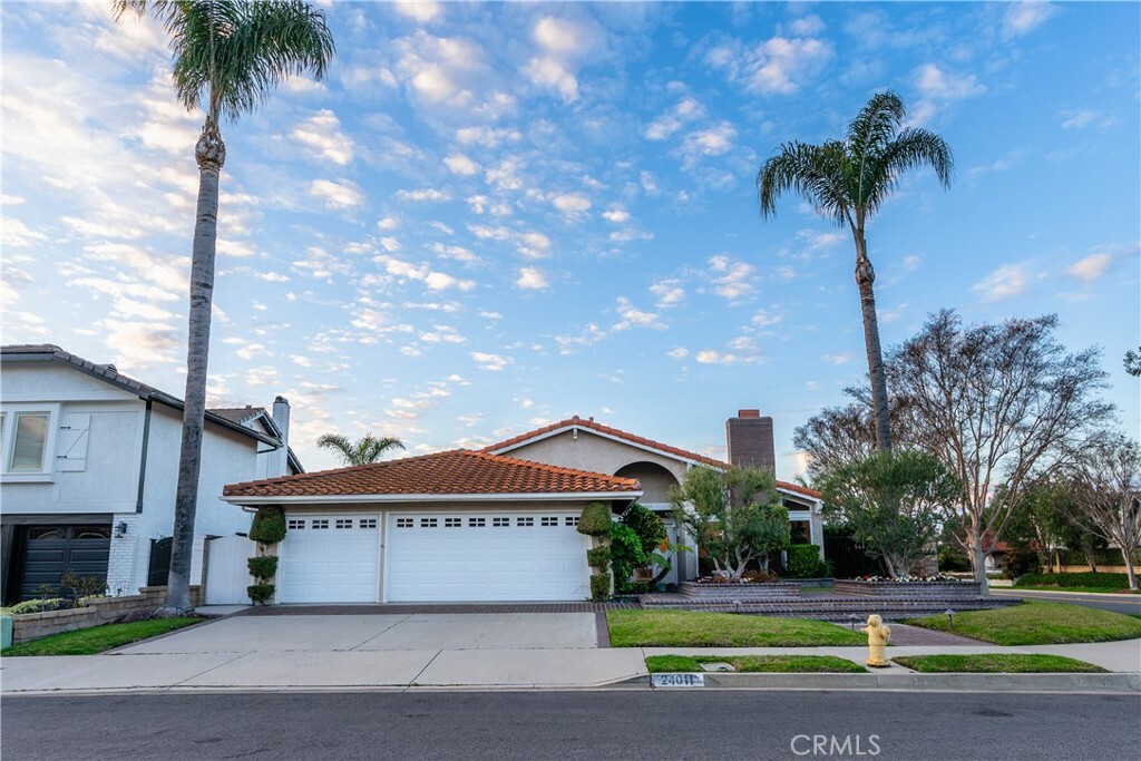 Property Photo: 24011 Goldeneye Drive CA 92677