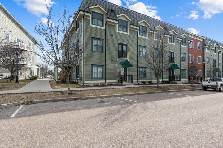 Property Photo:  33 Naomi's Way 309  VT 05446 