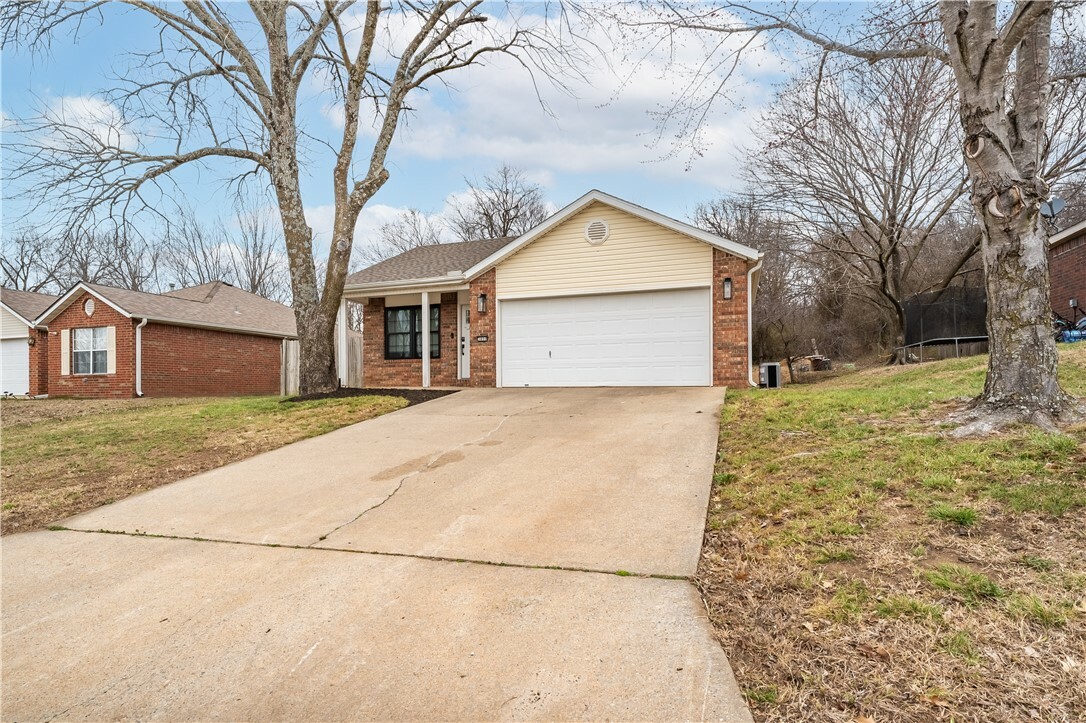 3800 Lilac Drive  Fayetteville AR 72704 photo