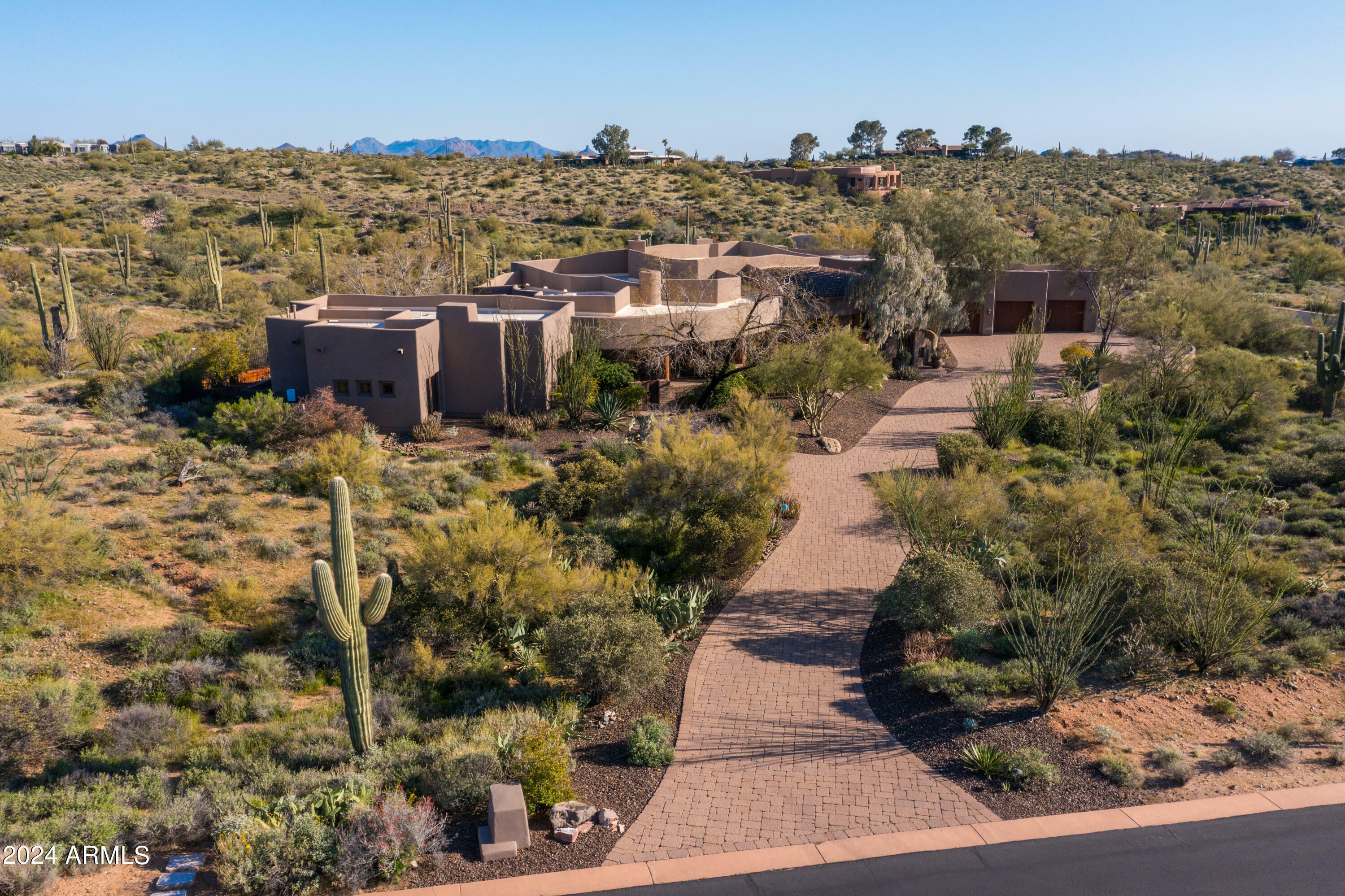 Property Photo:  39081 N Crested Quail Run  AZ 85377 