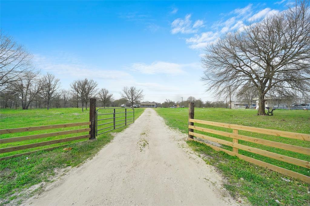 Property Photo:  14472 County Road 229  TX 77831 
