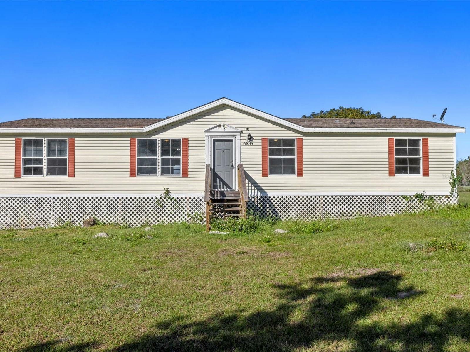 Property Photo:  6835 Elwood Road  FL 33540 