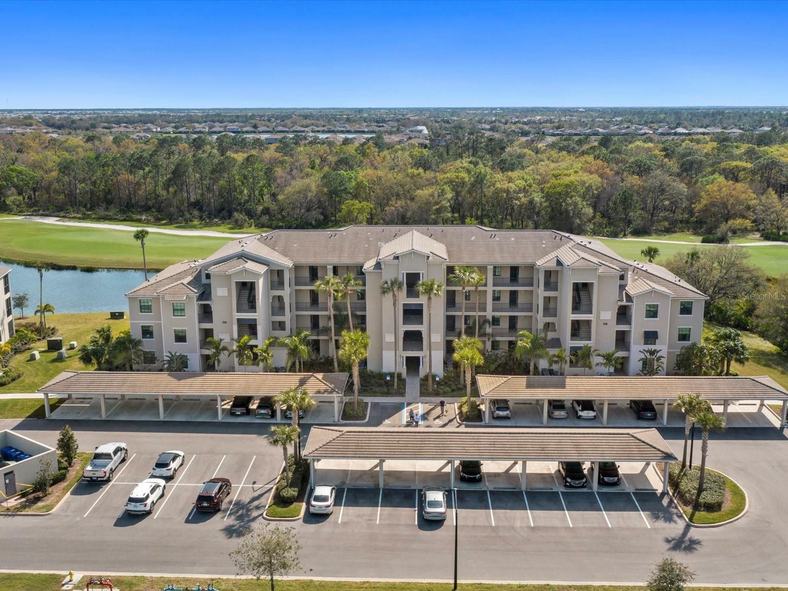 Property Photo: 17510 Gawthrop Drive 403 FL 34211