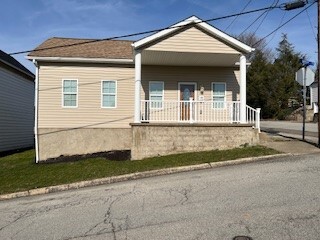 Property Photo: 510 E Fayette St PA 15425