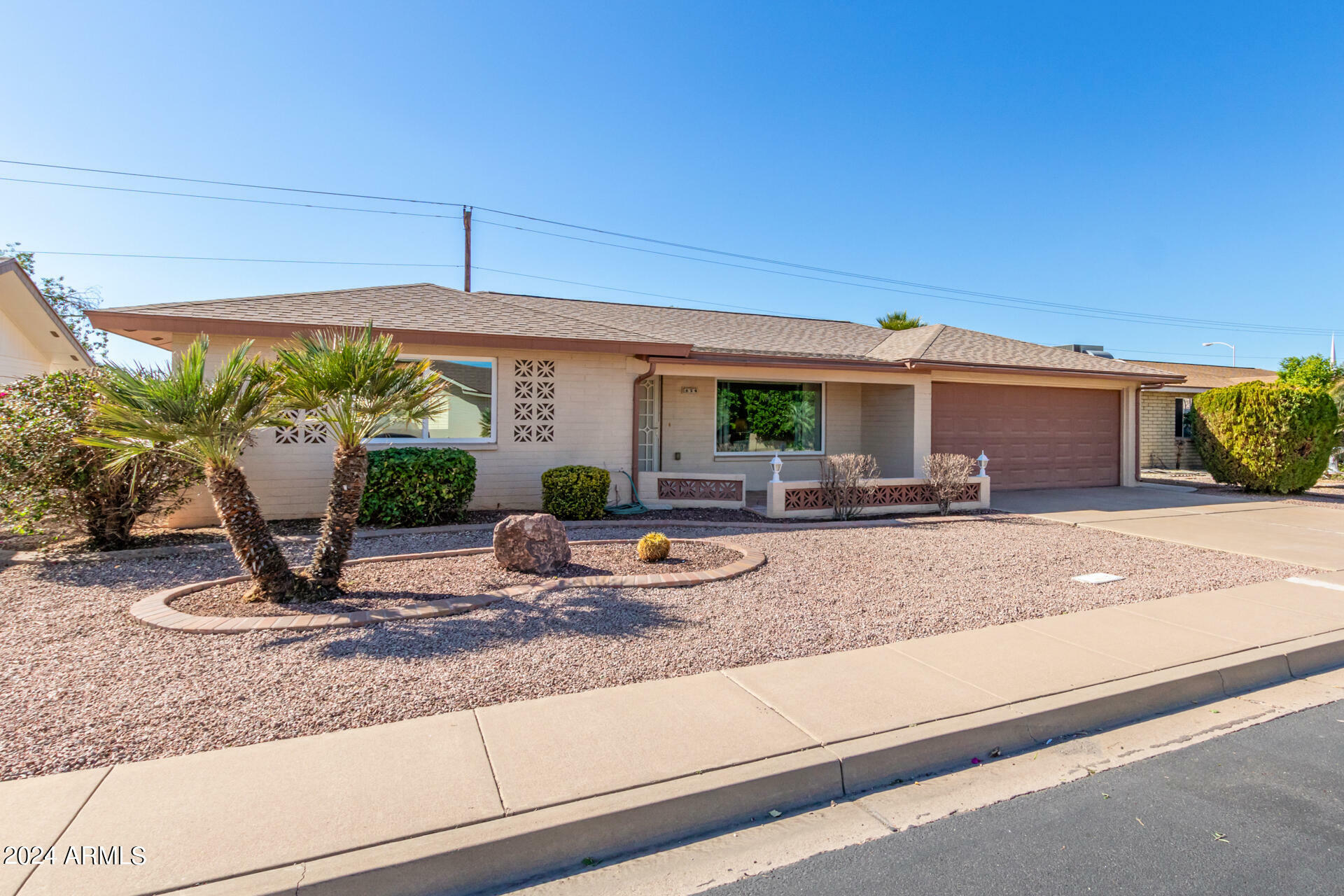 Property Photo:  624 S Portland Street  AZ 85206 