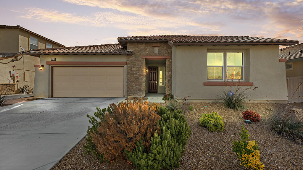 Property Photo:  44058 Coral Drive  CA 93536 