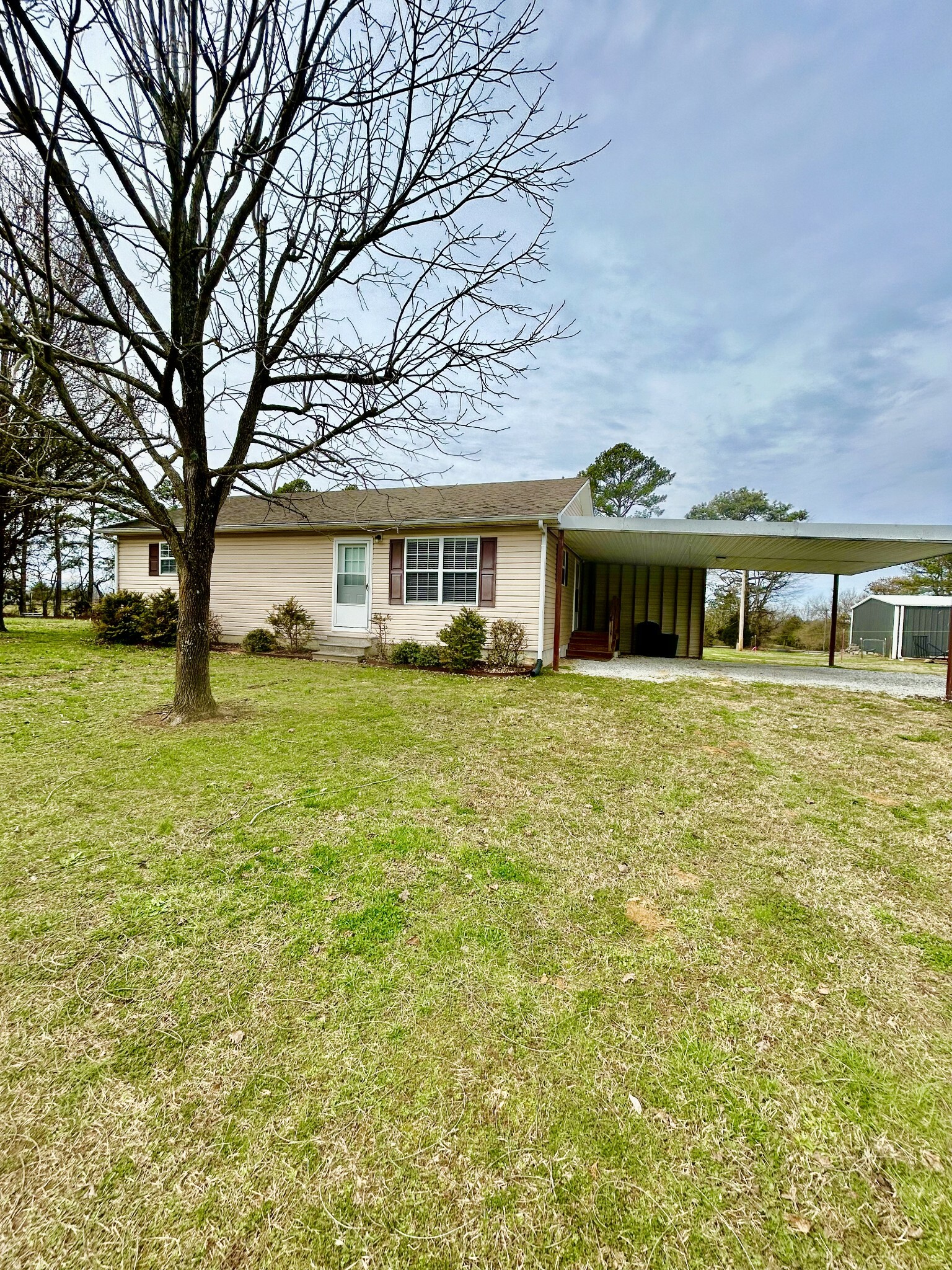 Property Photo: 3969 US Highway 43 TN 38481