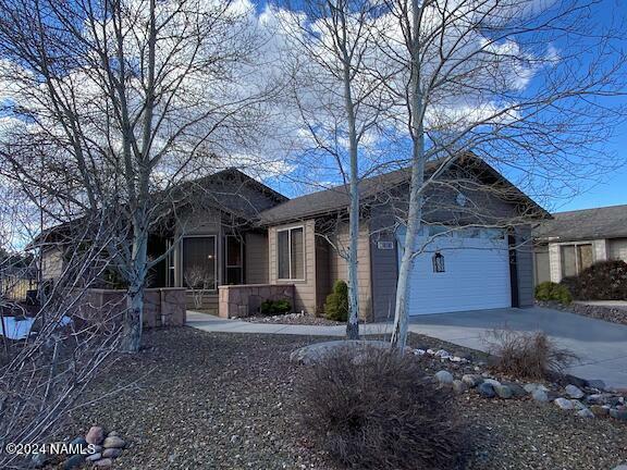 Property Photo:  618 Brookline Loop  AZ 86046 