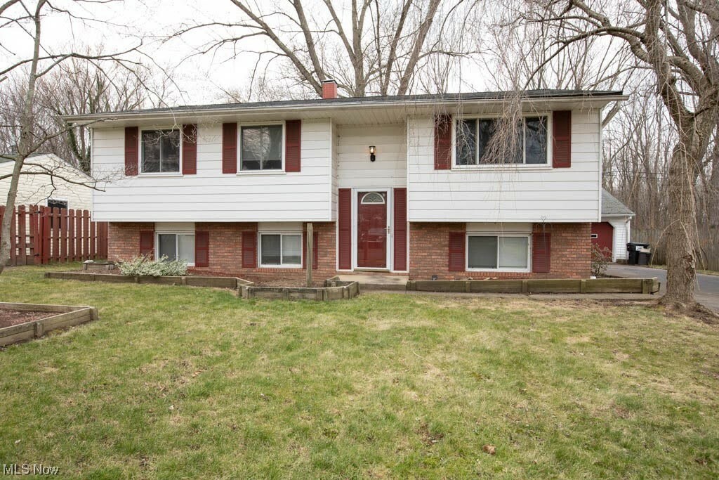 1770 Meadows Road  Madison OH 44057 photo