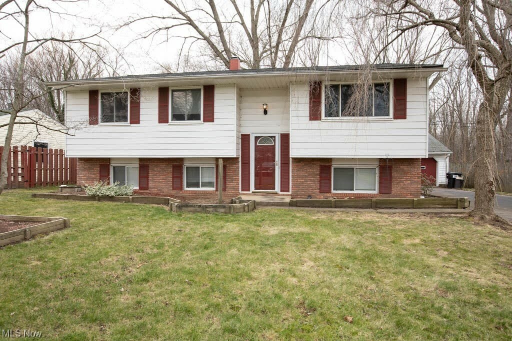 Property Photo:  1770 Meadows Road  OH 44057 