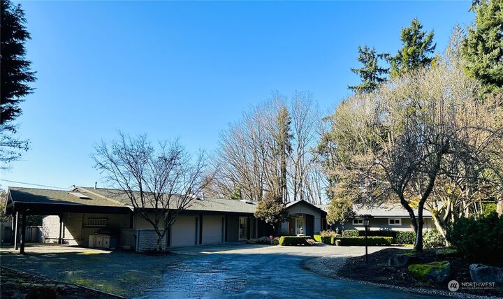 Property Photo:  3901 122nd Avenue NE  WA 98005 