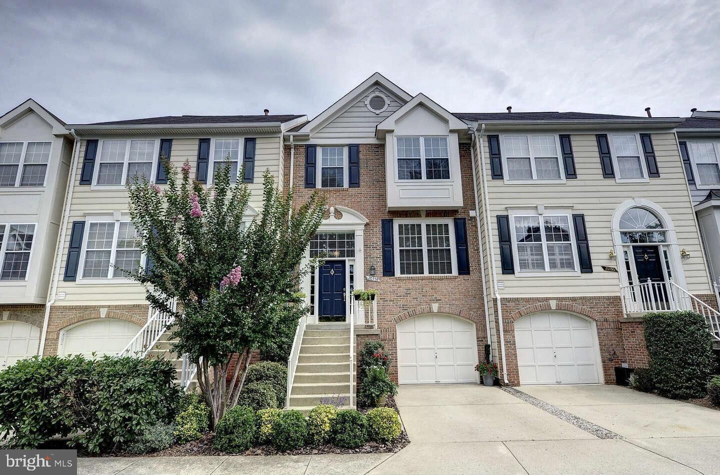 Property Photo:  20358 Ashcroft Terrace  VA 20165 