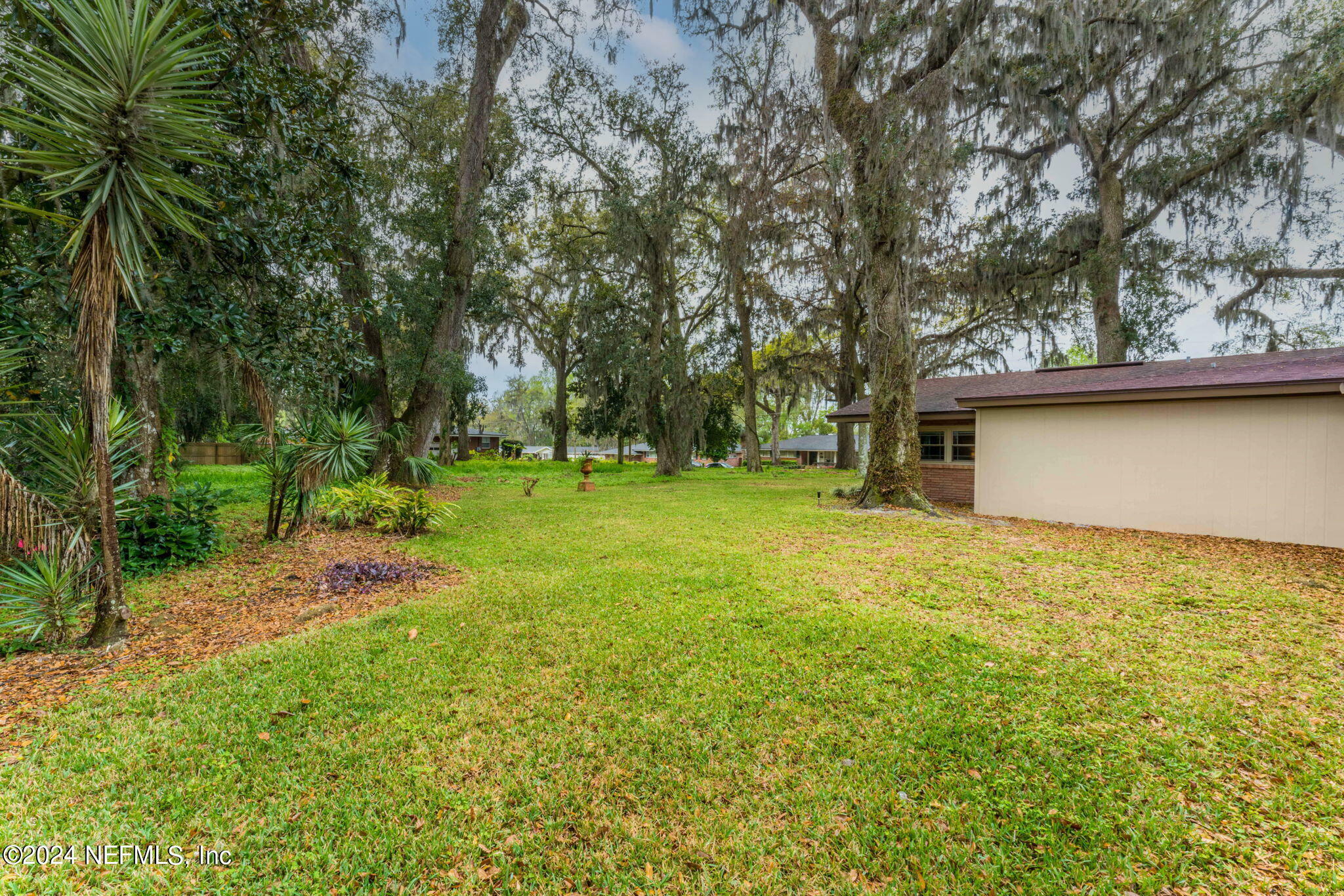 Property Photo:  8129 Jose Circle W  FL 32217 