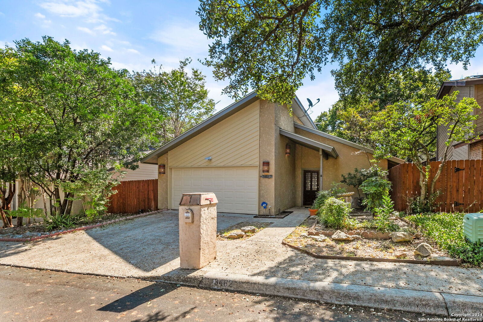 Property Photo:  3462 River Path  TX 78230 