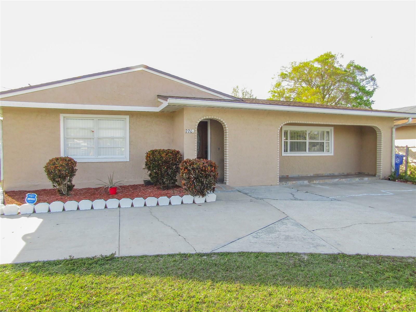 Property Photo: 220 S Thacker Avenue FL 34741