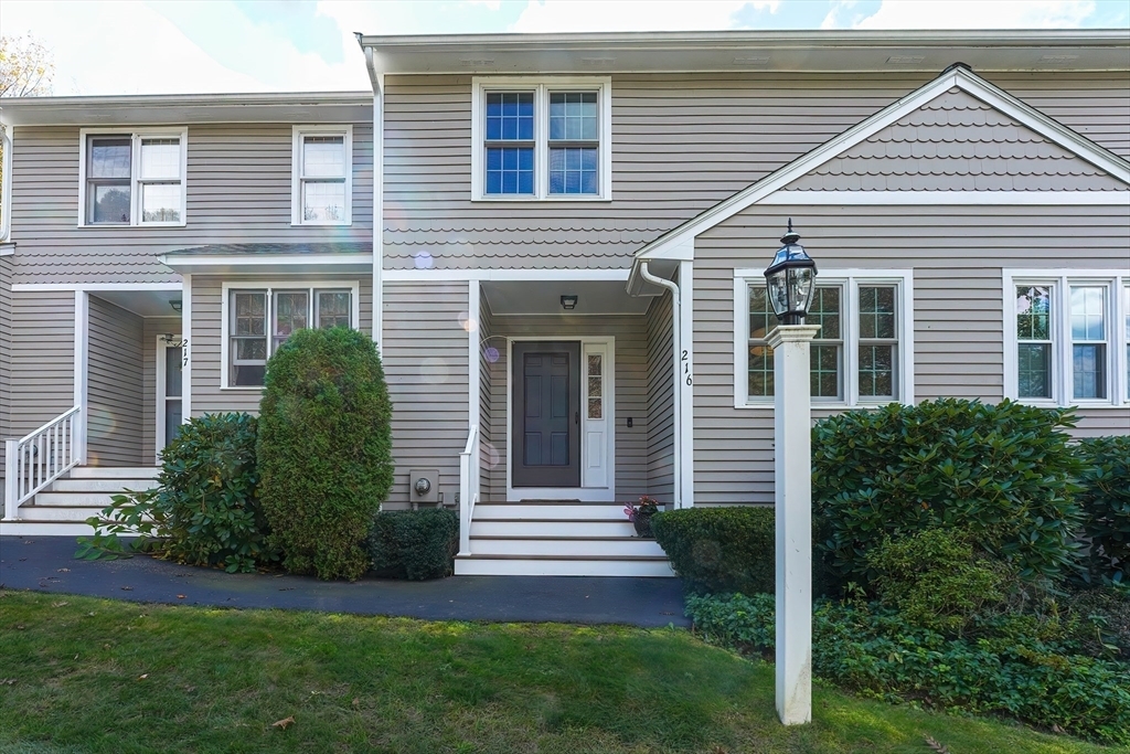 Property Photo:  216 Laurelwood Dr 216  MA 01747 