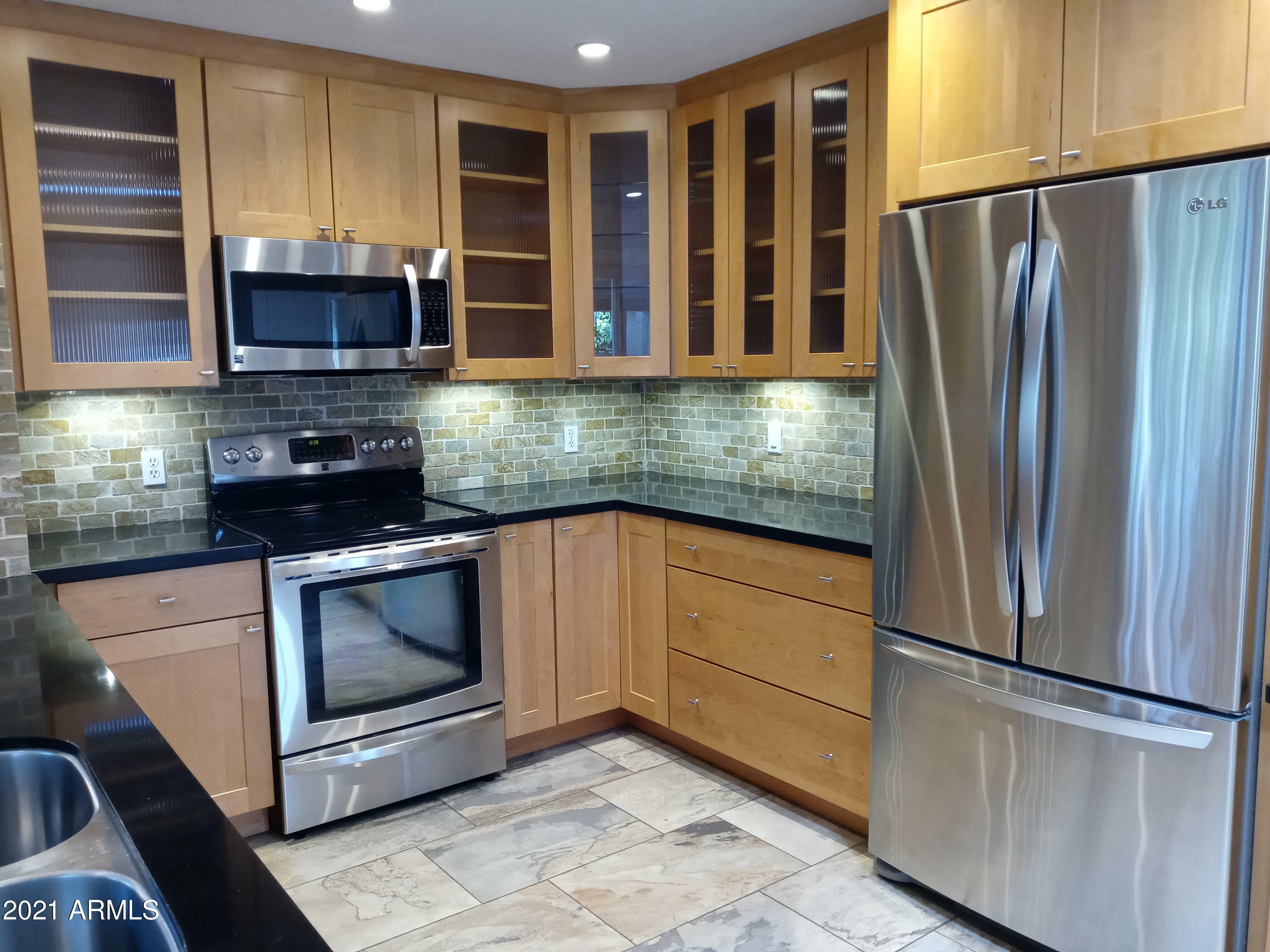 Property Photo:  3114 E Hazelwood Street  AZ 85016 