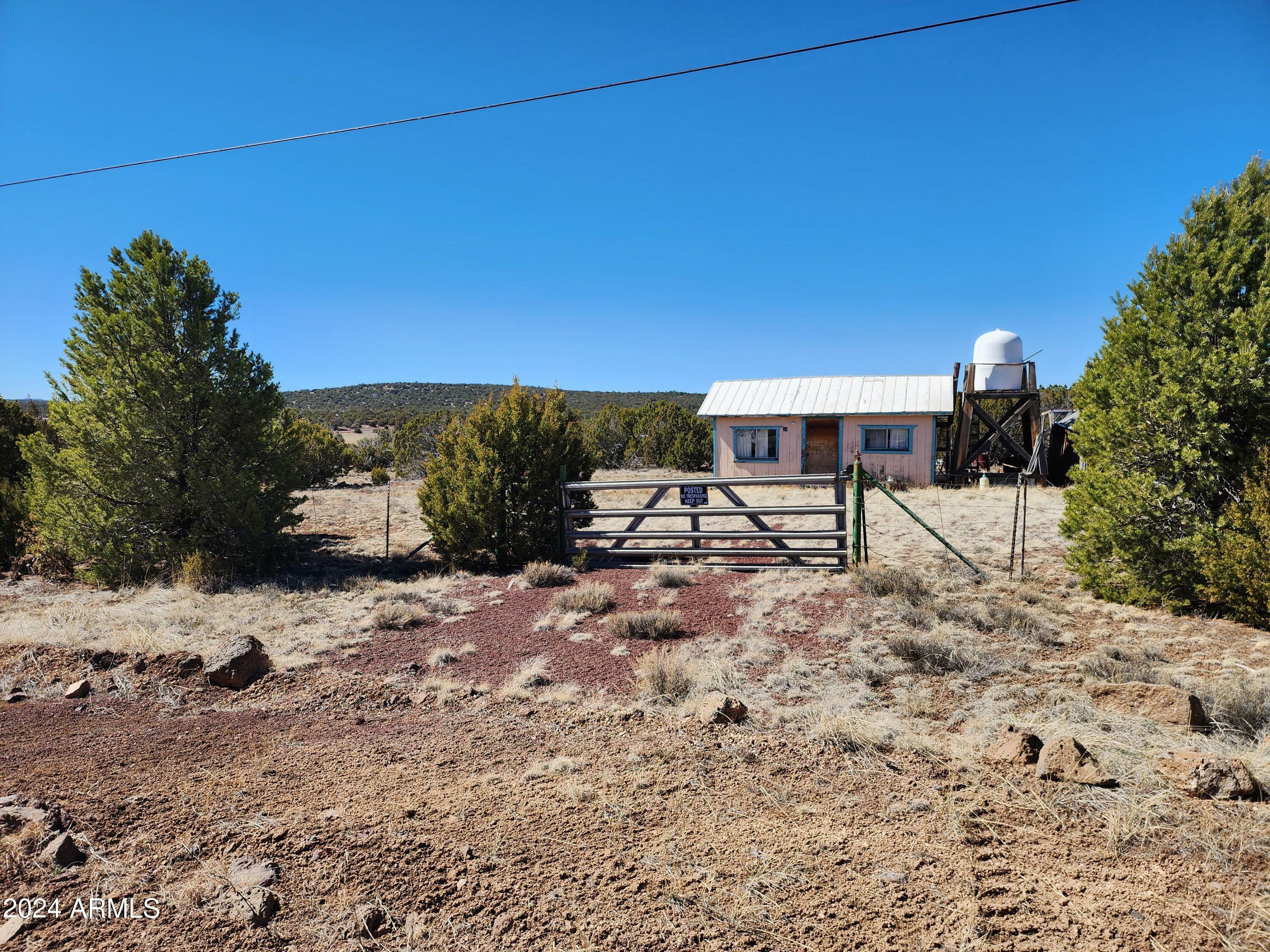 Property Photo:  63 County 8221 Road 276  AZ 85924 