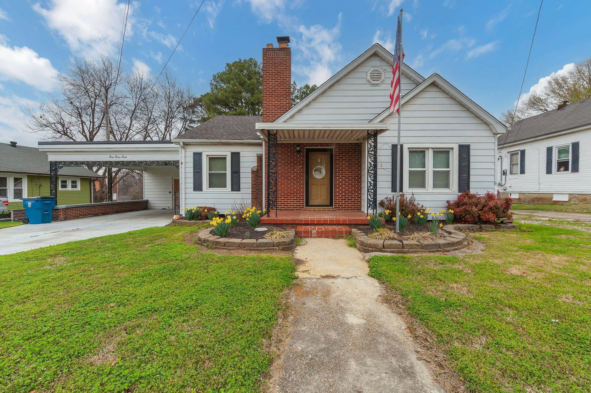 Property Photo:  338 E College Street  TN 38330 