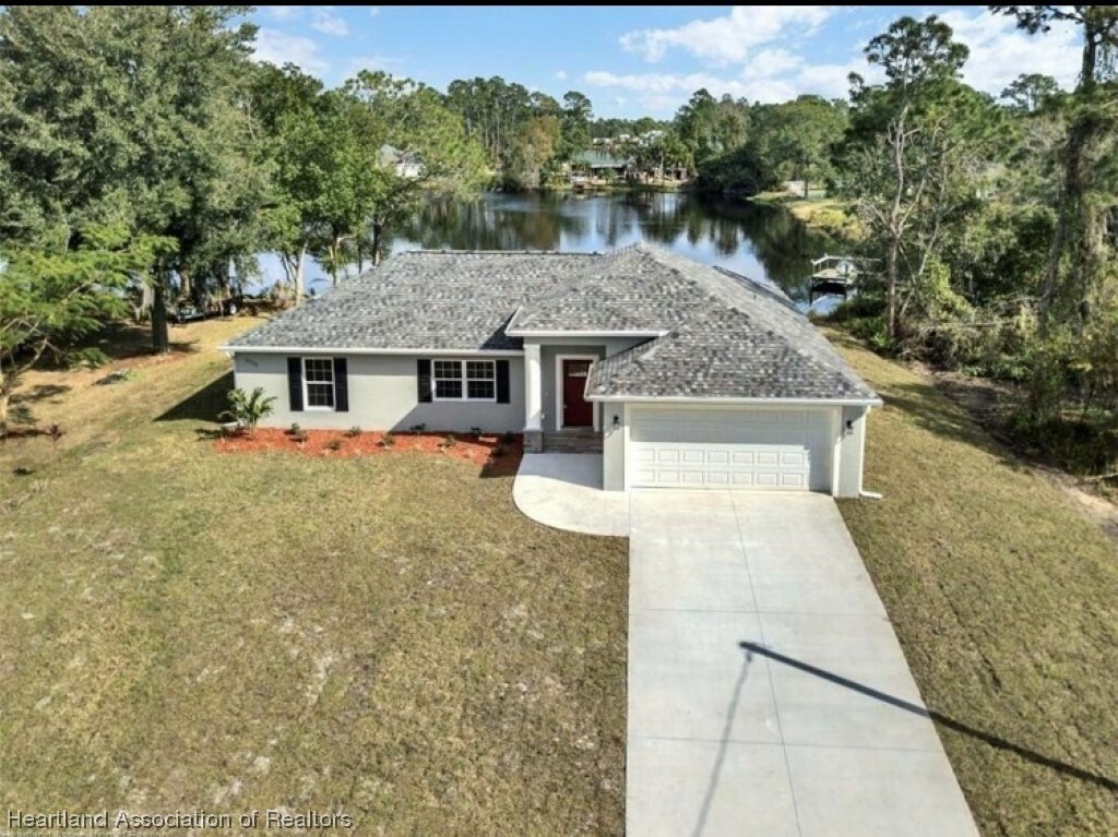 Property Photo:  5702 Lilac Road  FL 33875 