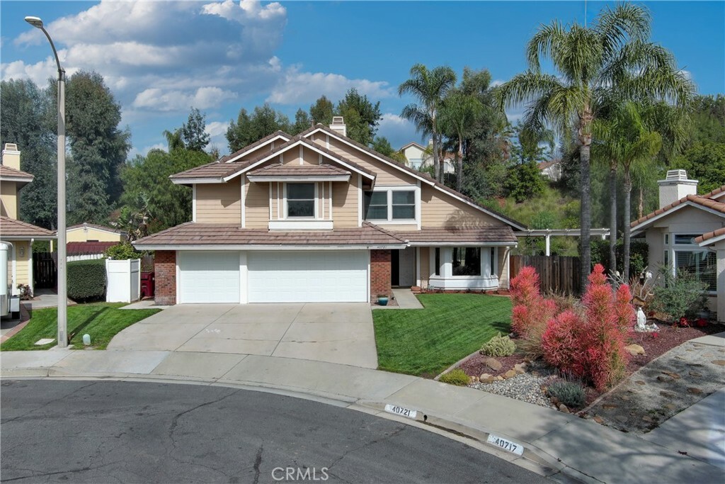 Property Photo:  40721 Locata Court  CA 92562 