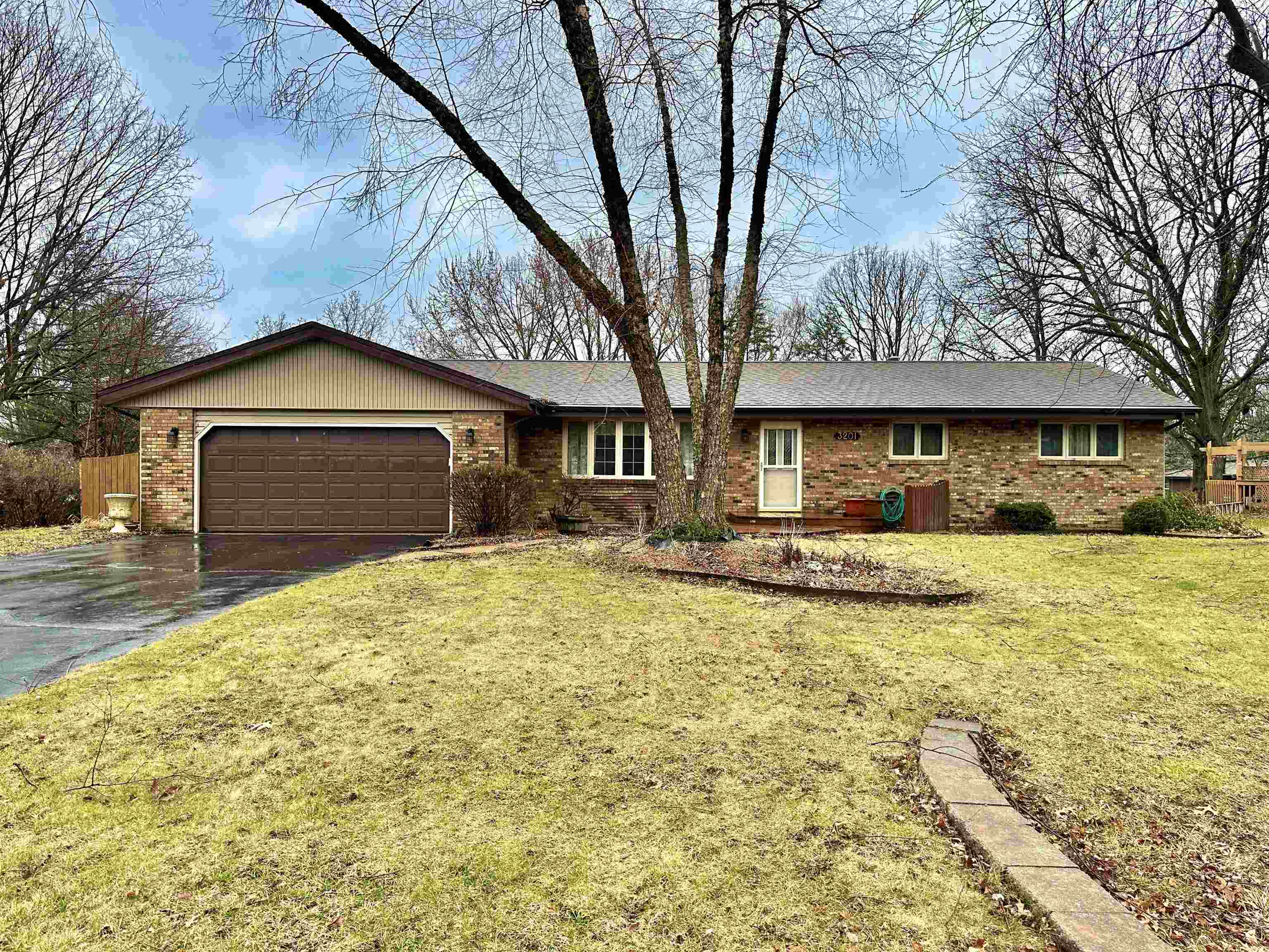 Property Photo:  3201 Cavendish Drive  IL 61109 