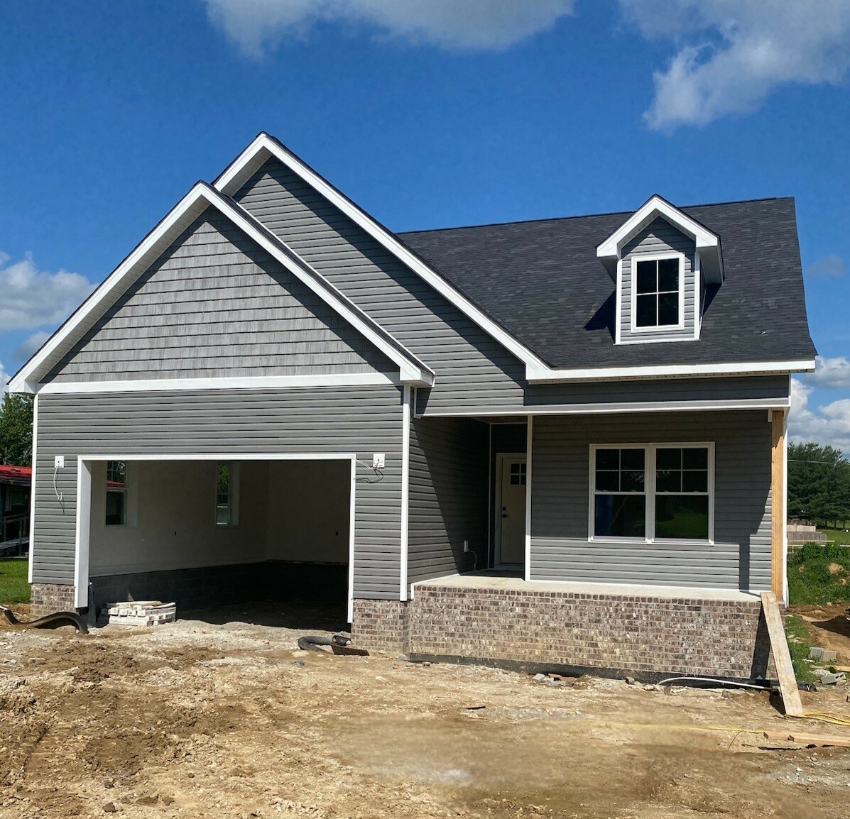 Property Photo: 108 Ri Tidwell Lane TN 37029