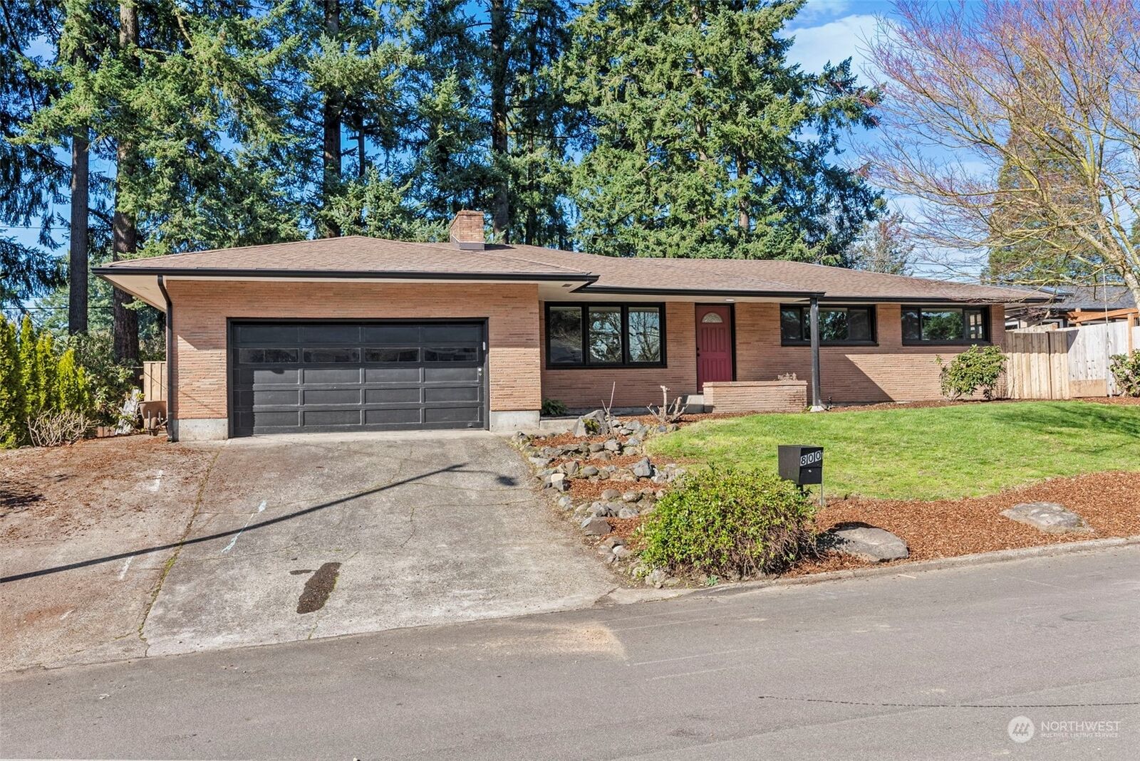 Property Photo:  800 SE 95th Avenue  WA 98664 