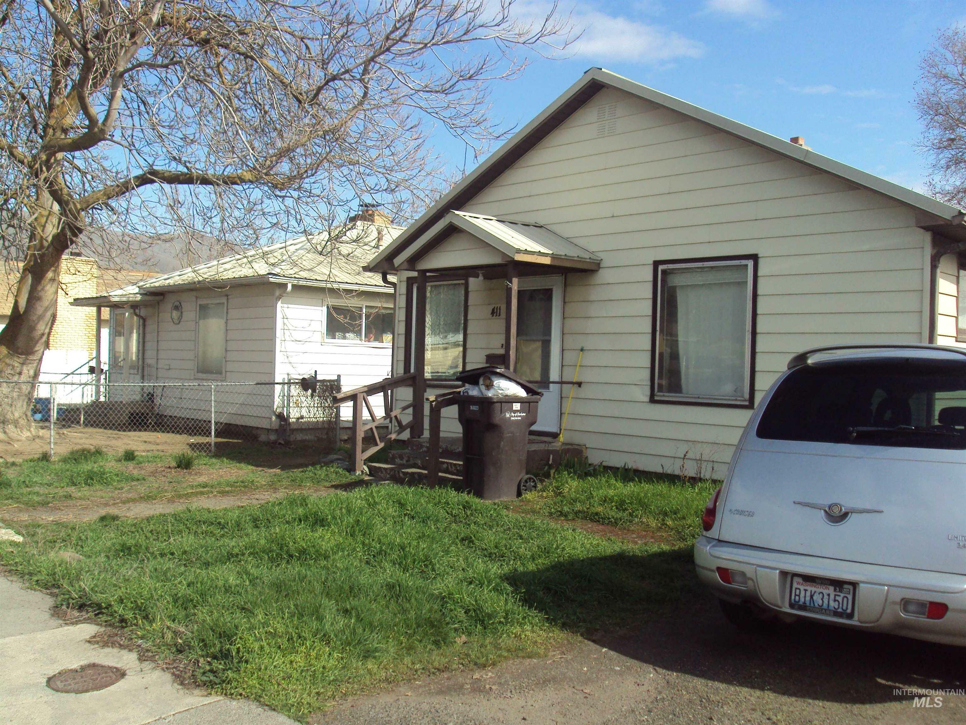Property Photo: 409, 411, 413 &Amp 9th Street WA 99403