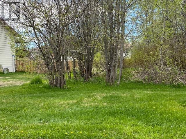 25 Eastgrove Cres — photo 1