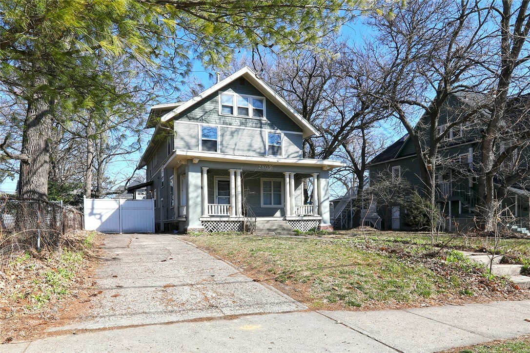 Property Photo:  2805 Cottage Grove Avenue  IA 50311 