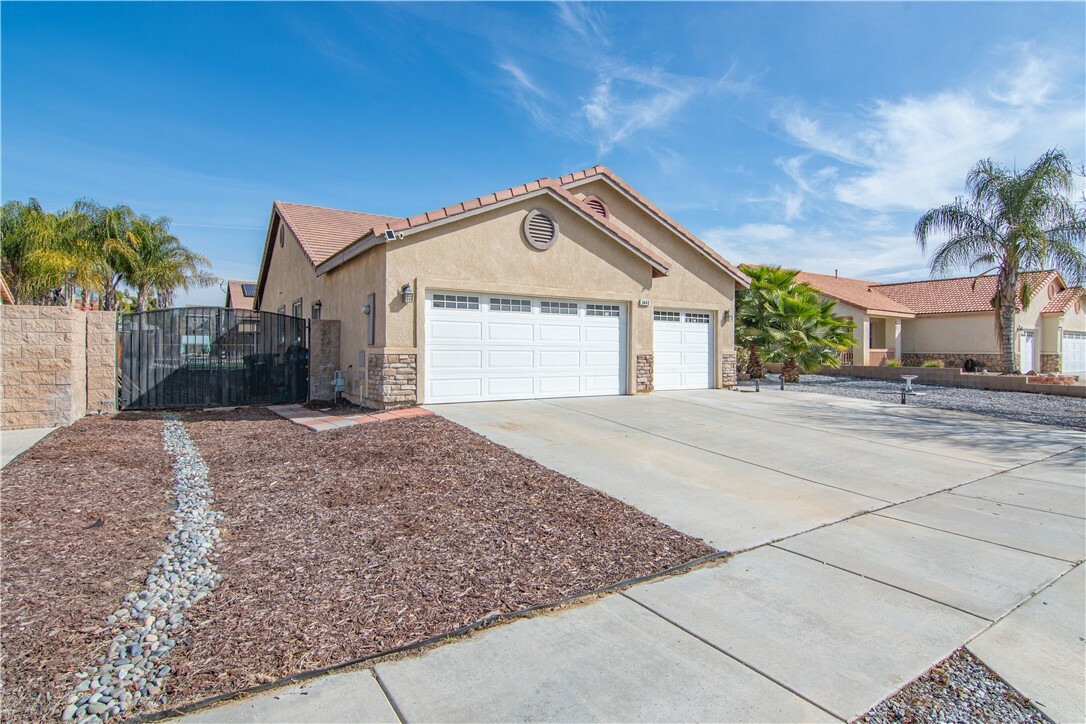 Property Photo: 3440 Pocahontis Street CA 92545