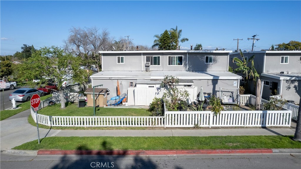 Property Photo:  2131 S Fairview Street  CA 92704 