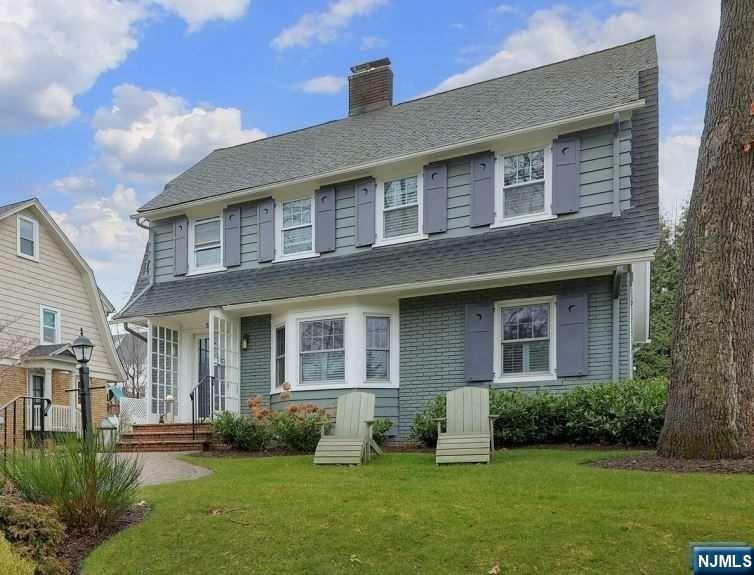 Property Photo:  54 Kendal Avenue  NJ 07040 