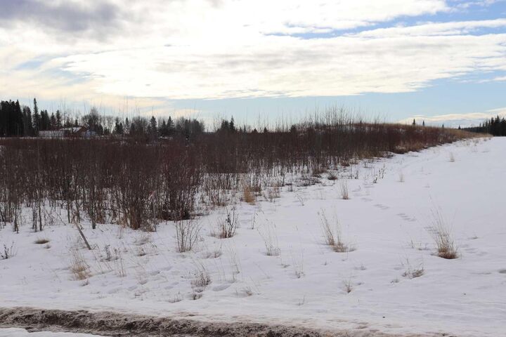 Property Photo: 7301 Glenwood Drive AB T7E 1N1