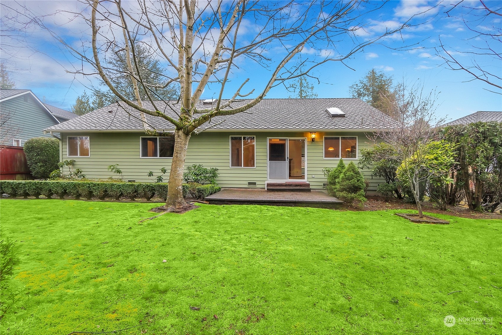 Property Photo: 14930 63rd Drive SE WA 98296