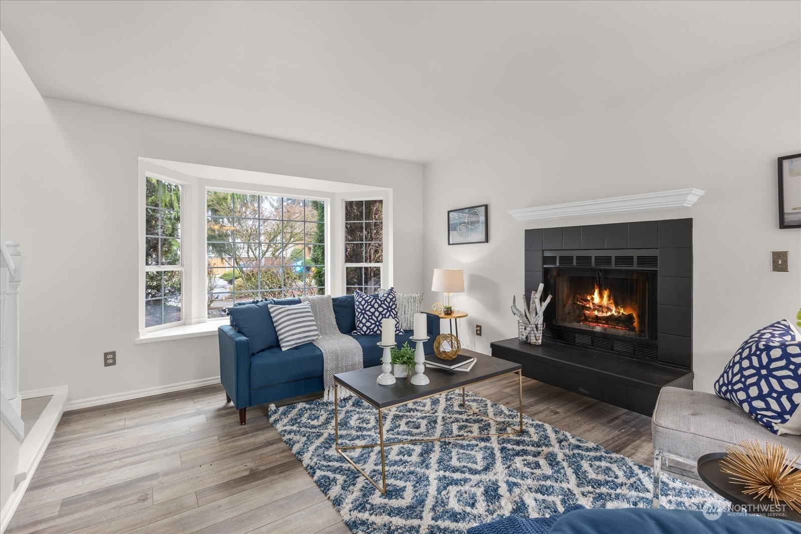 Property Photo: 4414 143rd Place SW WA 98087