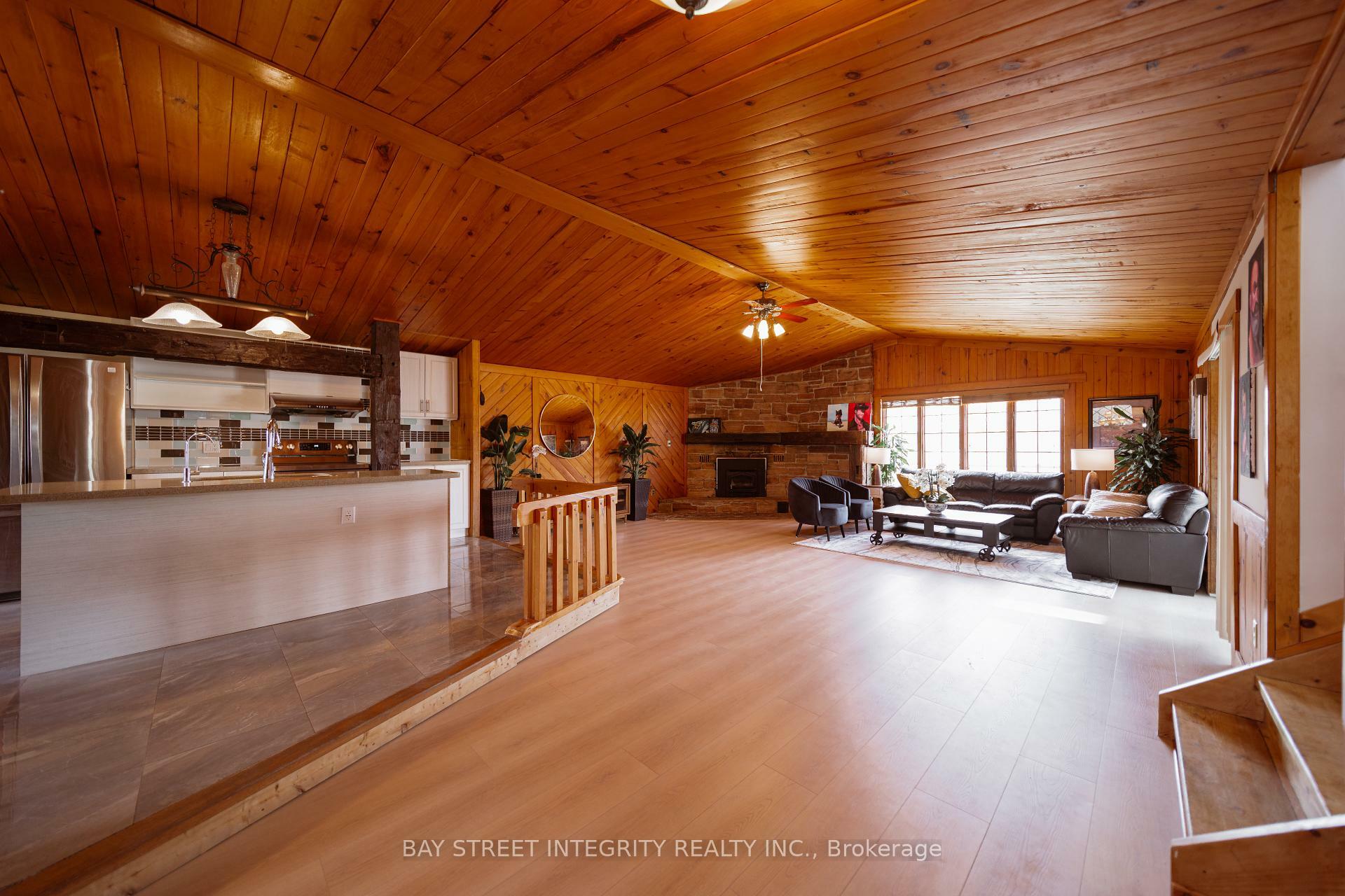 Property Photo: 236 Summit Dr ON L0B 1E0