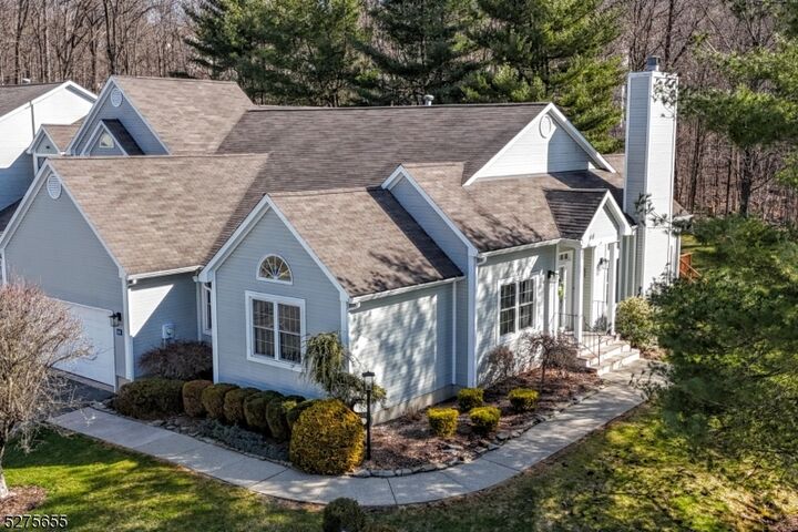 112 Worcester Dr  Wayne Twp. NJ 07470 photo