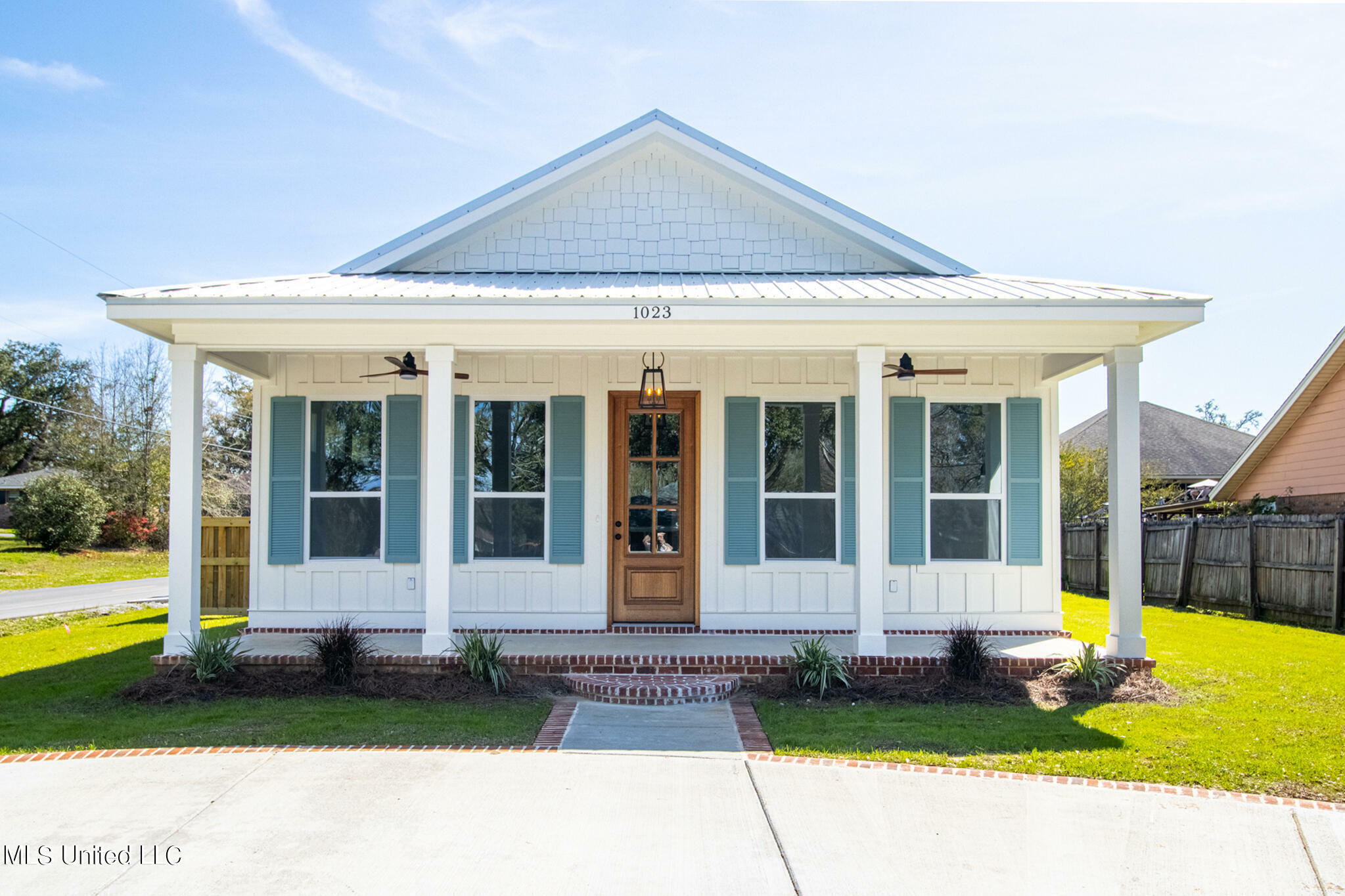 Property Photo:  1023 Nancy Place  MS 39507 