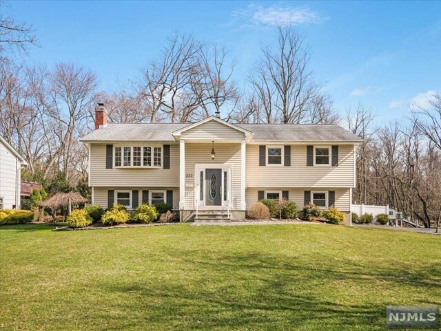 Property Photo: 333 Momar Drive NJ 07446