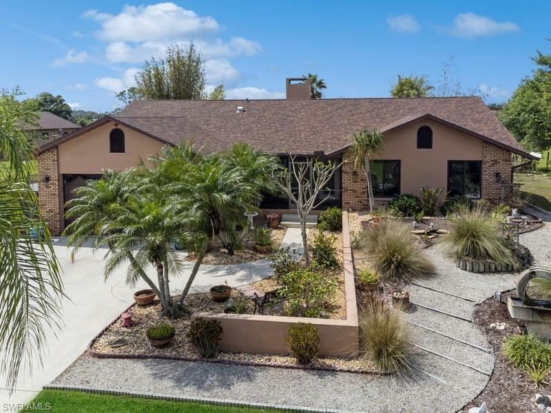 Property Photo: 6670 Pangola Rd FL 33905