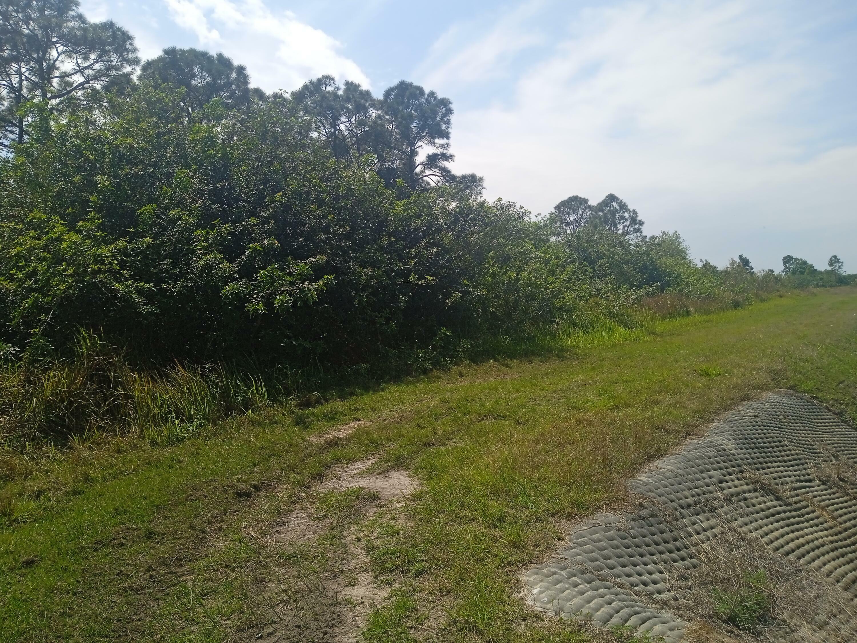 Property Photo:  2800 28th Street W  FL 33971 