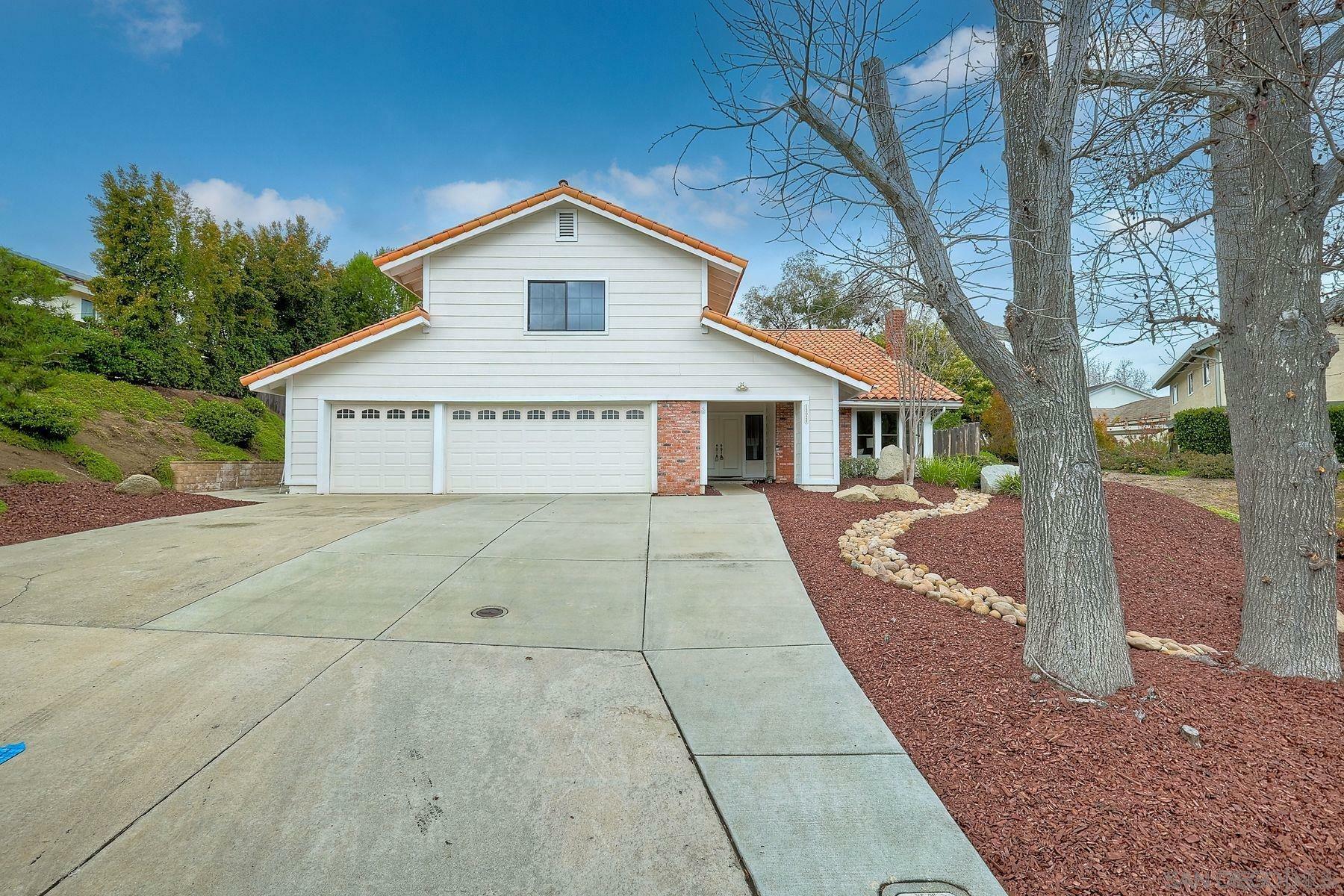 Property Photo: 13026 Pomard Way CA 92064
