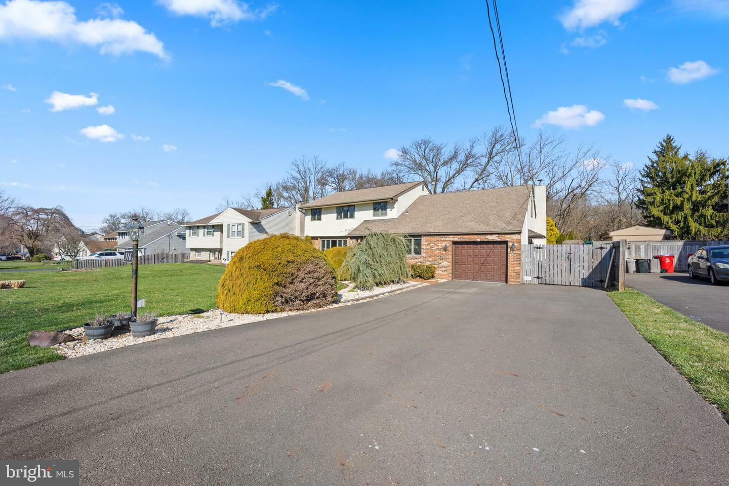 Property Photo:  316 Centennial Road  PA 18974 